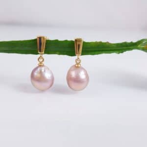 gouden roze oorbellen