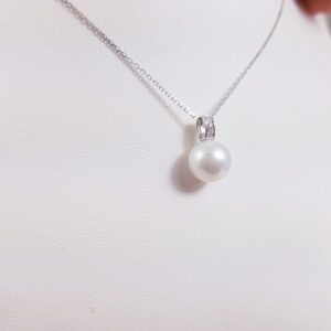 witgouden ketting met echte parel hanger
