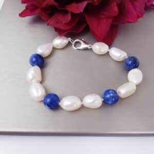 armband van echte parels en sodaliet