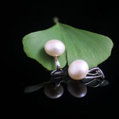 oorbelclips in zilver met echte parels