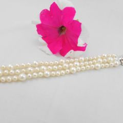 3 dubbele armband van ronde parels, verschillende diktes.