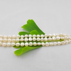 armband van 3 rijen barokke parels