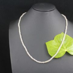 Halsketting van natuurlijk zirconia