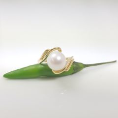 geelgouden ring met echte parel