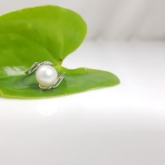 witgouden ring met echte parel