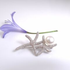 Zilveren broche met echte parel
