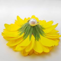 geelgouden ring met zoetwaterparel