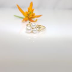 geelgouden ring 3 parels