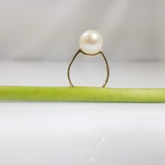 strakke geelgouden parelring