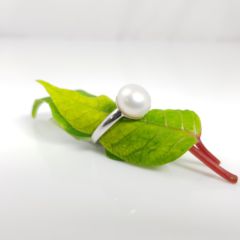 witgouden ring met echte parel