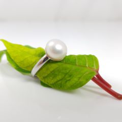 witgouden ring met echte parel