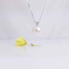 witgouden parelketting