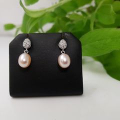 roze pareloorbellen hangend model