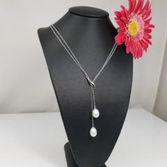 halsketting in zilver met echte parels