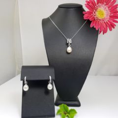 setje van echte parels in zilver