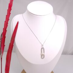 witgouden ketting met echte parel en diamanten