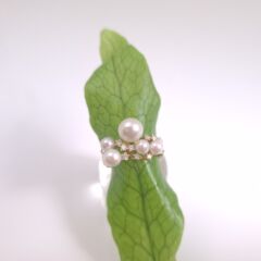 ring met meerdere parels