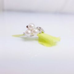 witgouden ring met 3 parels