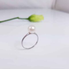 witgouden ring met echte parel