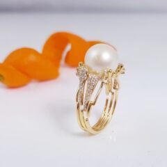 geelgouden parelring