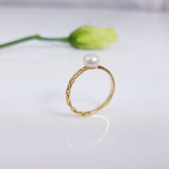 geelgouden parelring